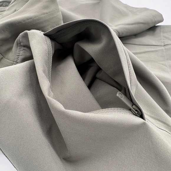 NWT Womens Calia Small Color Muted Green TrueLight Walking Running Hiking Shorts - Picture 5 of 8